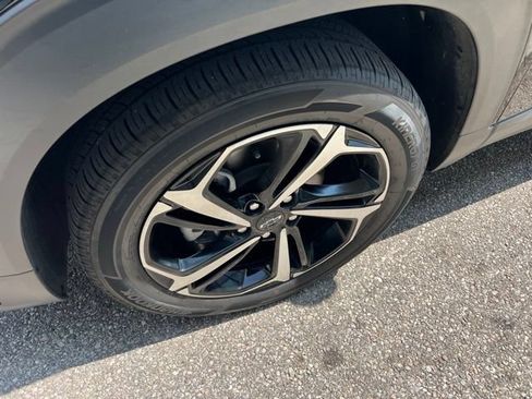 Used 2022 Chevrolet TrailBlazer RS w/ Sun and Liftgate Package FWD image 8