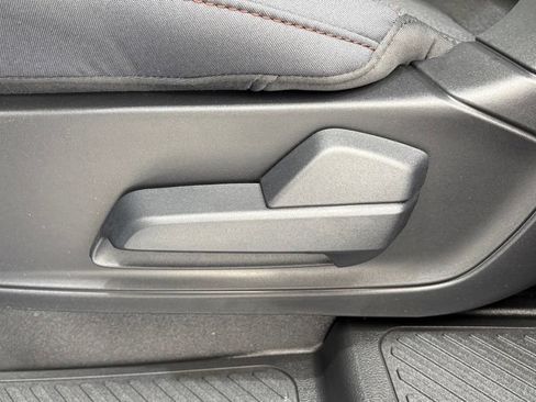 New 2026 Ford Explorer Active AWD/4WD image 19