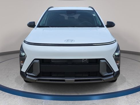 Used 2026 Hyundai Kona SEL Premium FWD image 3