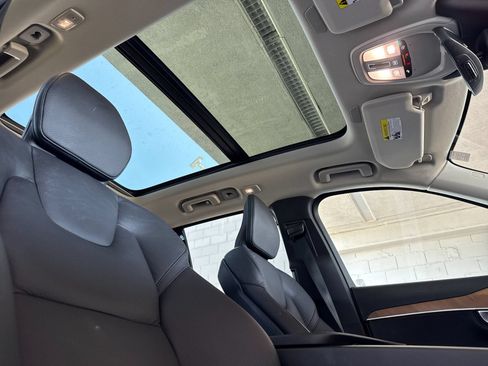 Certified 2024 Volvo XC90 B6 Plus w/ Protection Package Premier AWD/4WD image 22