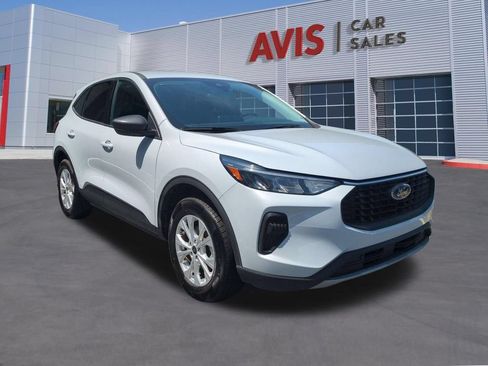 Used 2025 Ford Escape Active AWD/4WD image 3