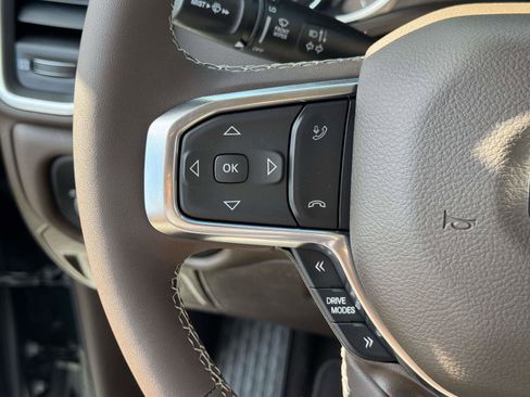 New 2026 RAM 1500 Laramie AWD/4WD image 11