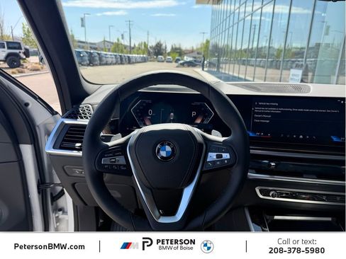New 2026 BMW X5 xDrive40i AWD/4WD image 17