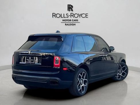 Used 2022 Rolls-Royce Cullinan Black Badge w/ Dark Exterior Package image 3