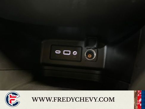 Used 2020 Chevrolet Equinox LT image 30