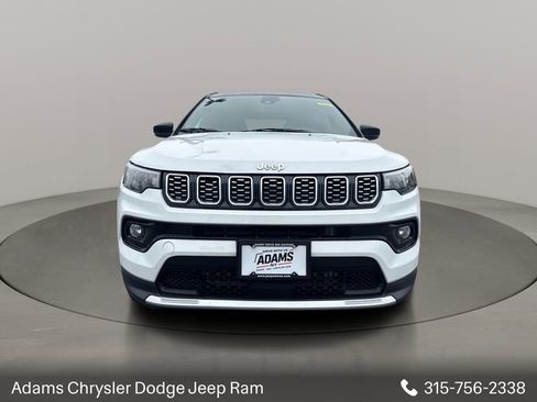 Used 2025 Jeep Compass Limited AWD/4WD image 2