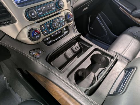 Used 2019 GMC Yukon Denali w/ Open Road Package AWD/4WD image 14