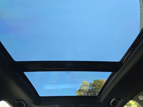 Used 2020 Cadillac XT4 Premium Luxury image 42