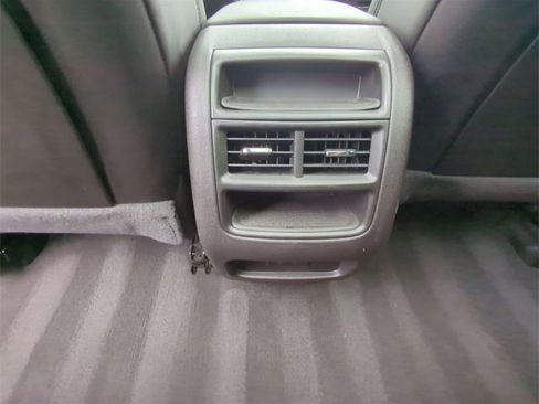 Certified 2022 Cadillac XT5 Premium Luxury w/ Technology Package image 21