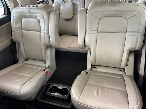 Used 2023 Lincoln Aviator Reserve w/ Equipment Group 201A AWD/4WD image 20