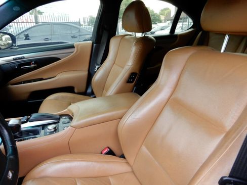 Used 2015 Lexus LS 460 w/ F Sport Package image 13
