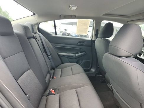 Used 2023 Nissan Altima 2.5 SV w/ SV Premium Package FWD image 24