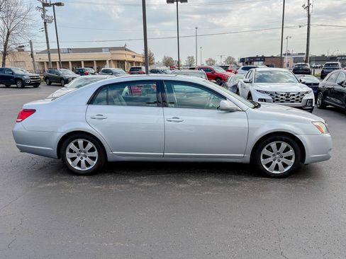 Used 2007 Toyota Avalon Touring FWD image 5