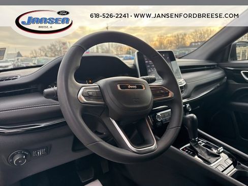 Used 2022 Jeep Compass Altitude image 11