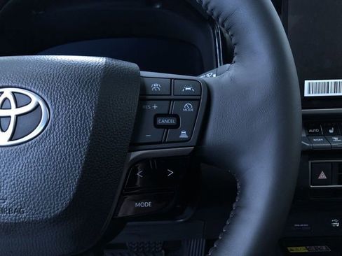 New 2026 Toyota Camry XLE image 18