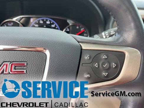 Used 2022 GMC Acadia Denali w/ Denali Ultimate Package image 20