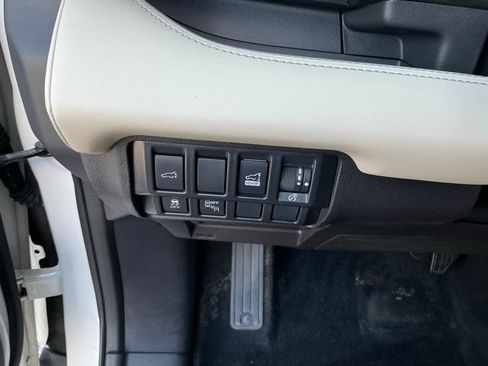 Used 2019 Subaru Ascent Touring w/ Popular Package #3 AWD/4WD image 21
