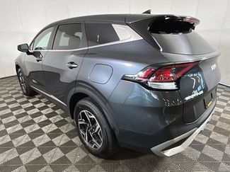 Used 2025 Kia Sportage LX AWD/4WD video 4