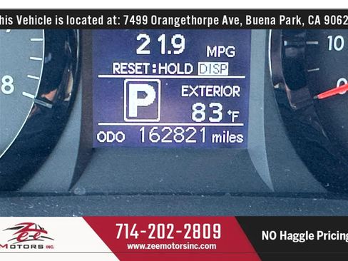 Used 2015 Toyota Sienna LE FWD image 23