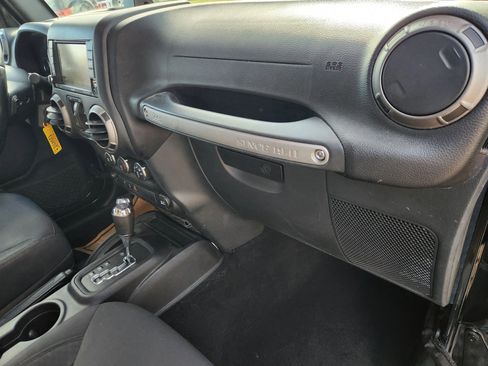 Used 2016 Jeep Wrangler Unlimited Sport w/ Quick Order Package 24S image 38