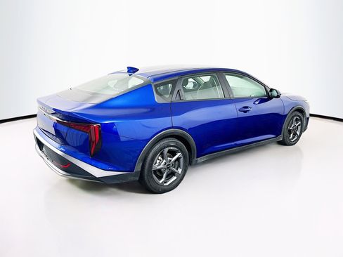 Used 2025 Kia K4 LXS image 9