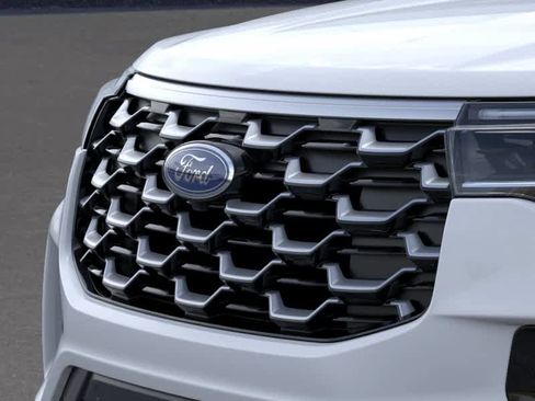 New 2026 Ford Explorer Platinum AWD/4WD image 17