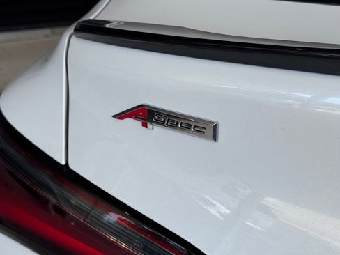 Used 2024 Acura Integra A-Spec FWD image 9