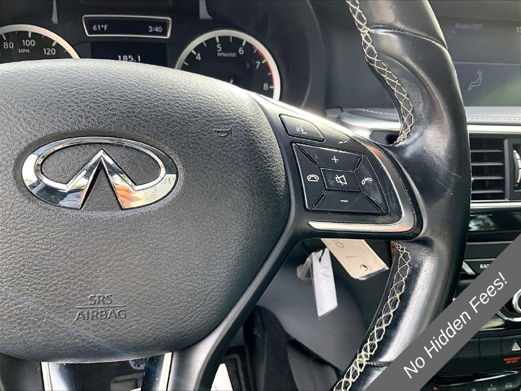 Used 2017 INFINITI QX30 AWD image 16