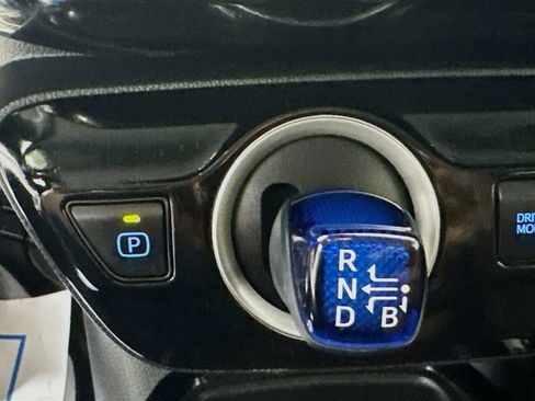 Used 2021 Toyota Prius Prime LE FWD image 20