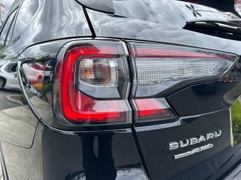 Used 2021 Subaru Outback Premium AWD/4WD image 10