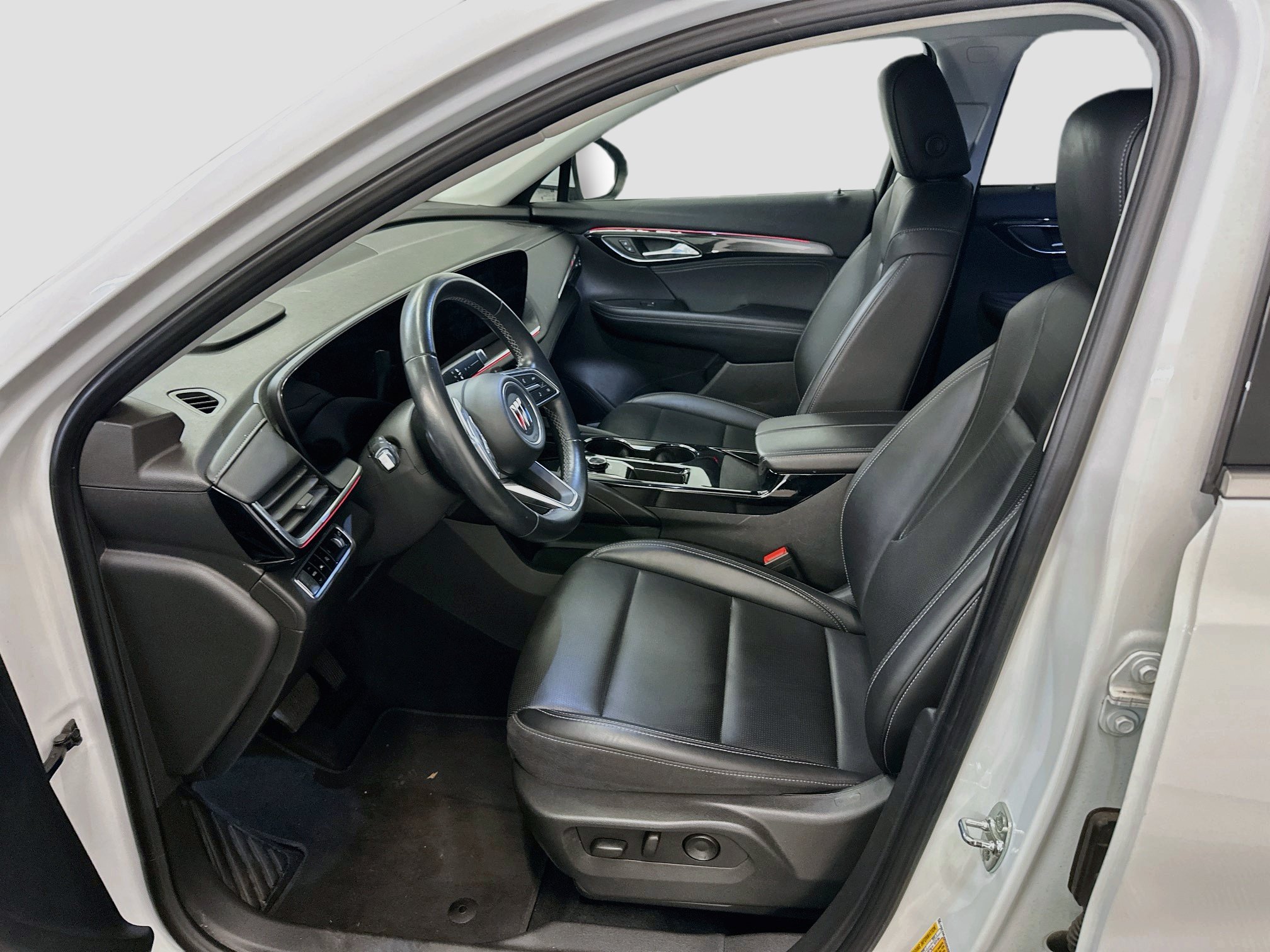 Used 2024 Buick Envision Preferred AWD/4WD image 13