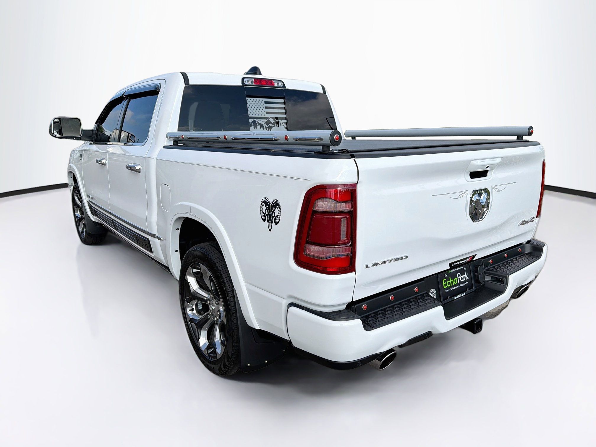 Used 2023 RAM 1500 Limited w/ Body Color Bumper Group AWD/4WD image 5