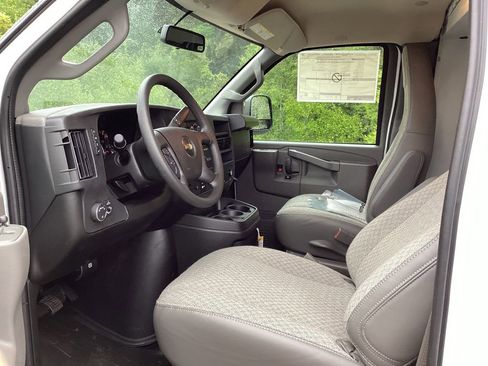 New 2025 Chevrolet Express 3500 w/ Power Convenience Package RWD image 9