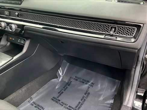 Used 2024 Honda Civic Sport image 18