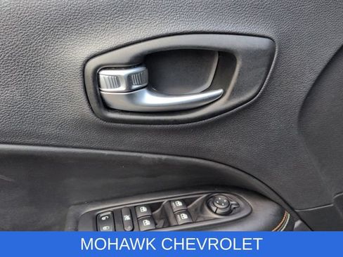 Used 2021 Jeep Compass Latitude w/ Convenience Group AWD/4WD image 20