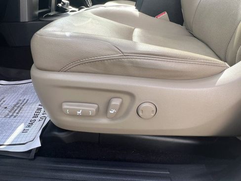 Used 2022 Toyota 4Runner Limited image 23