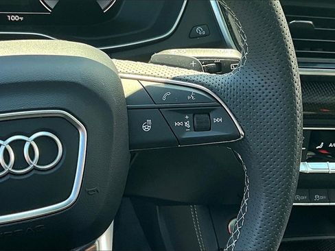 Used 2023 Audi SQ5 Premium Plus w/ Premium Plus Package image 11