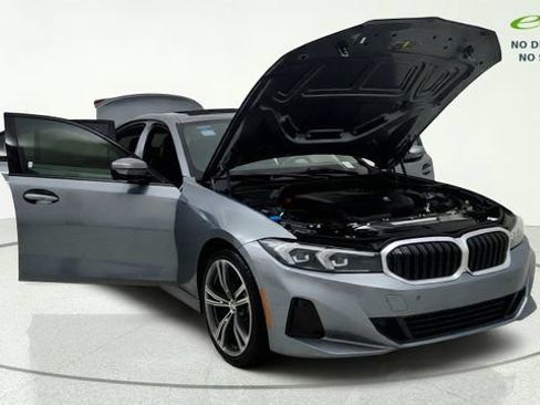 Used 2023 BMW 330i Sedan w/ Driving Assistance Package RWD image 13