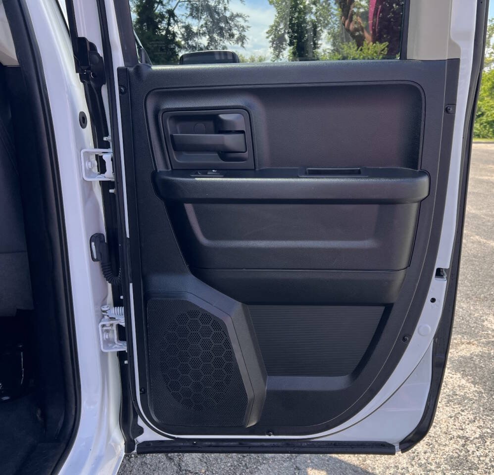 Used 2016 RAM 1500 Tradesman w/ Popular Equipment Group AWD/4WD image 18