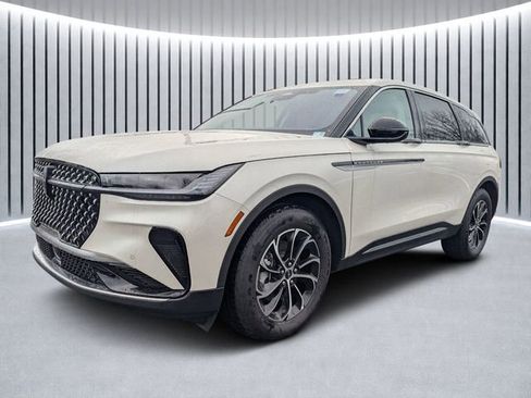 New 2026 Lincoln Nautilus Premier w/ Equipment Group 102A image 6