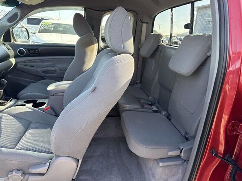 Used 2010 Toyota Tacoma 4x4 Access Cab V6 image 17