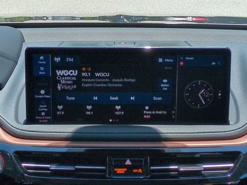 Certified 2025 Acura MDX FWD w/ Technology Package image 18