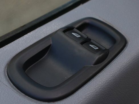 Used 2018 Ford Transit 350 XLT image 19