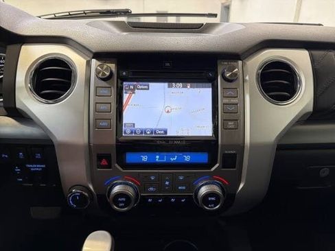 Used 2017 Toyota Tundra Platinum AWD/4WD image 19