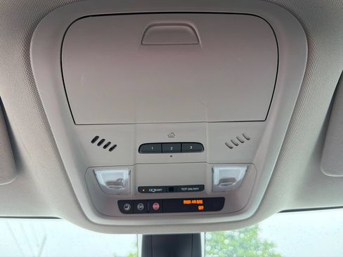 Used 2018 Buick Enclave Premium w/ LPO, Hit The Road Package AWD/4WD image 36