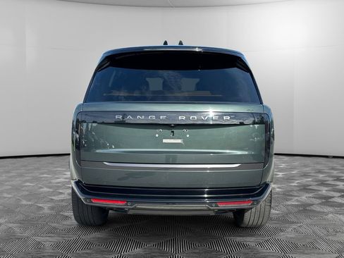 Used 2025 Land Rover Range Rover SE AWD/4WD image 4