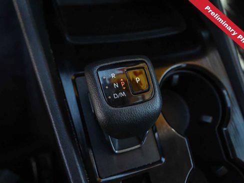 Used 2022 Nissan Rogue SV AWD/4WD image 18