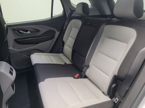 Used 2022 GMC Terrain SLE w/ Driver Convenience Package image 18
