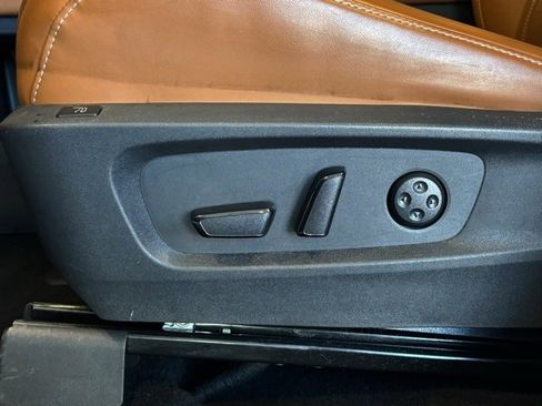 Used 2023 INFINITI QX60 Sensory w/ Vision Package image 21