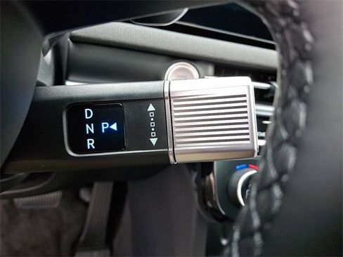 New 2026 Hyundai Tucson Limited w/ Tow & Go Package image 8